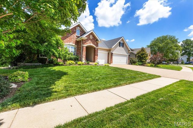 165 Carlton Point Drive, Wentzville, MO 63385