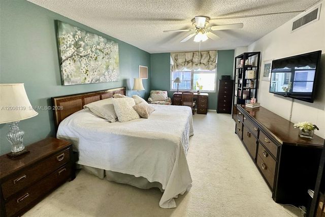 301 174th St 2020, Sunny Isles Beach, FL 33160