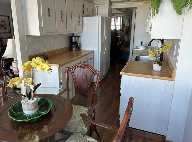 301 174th St 2020, Sunny Isles Beach, FL 33160