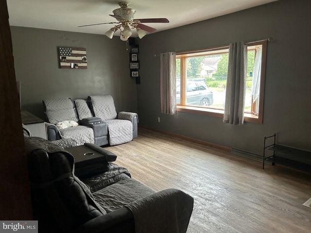 25 FAIRFIELD ST, Browns Mills, NJ 08015