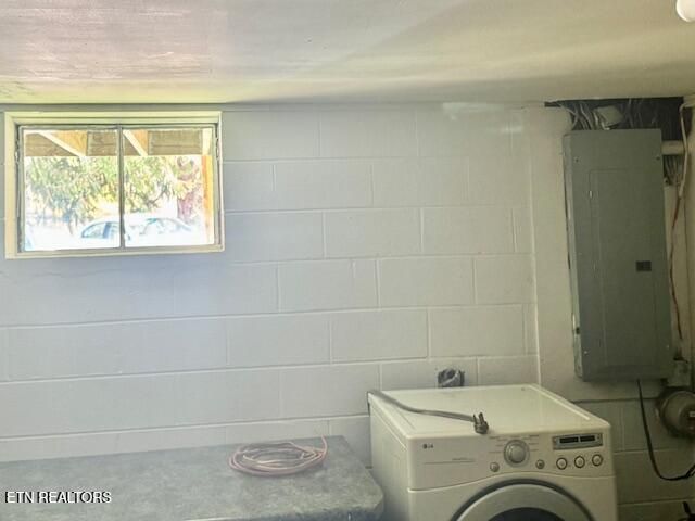 526 Blue Hollow Rd, Rose Hill, VA 24281