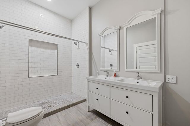 420 W 5th, Belle Plaine, KS 67013