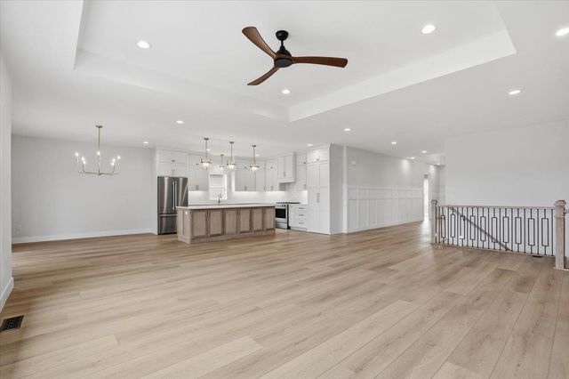 567 Morning Cove Circle, Verona, WI 53593