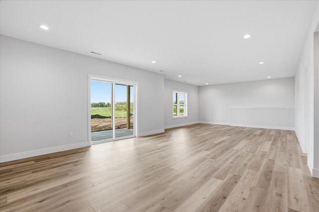 567 Morning Cove Circle, Verona, WI 53593