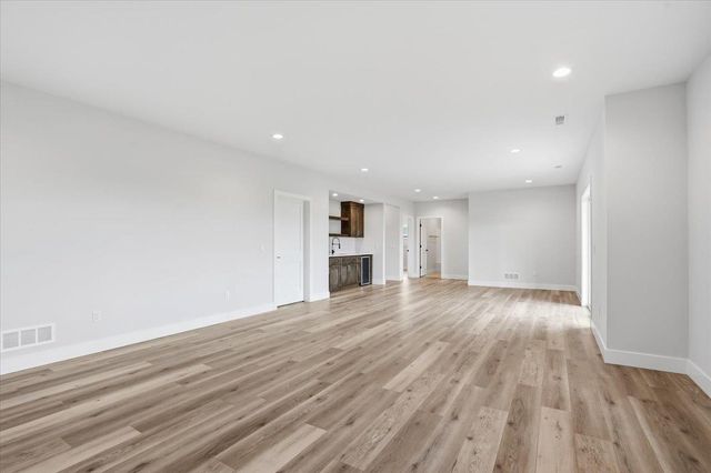 567 Morning Cove Circle, Verona, WI 53593