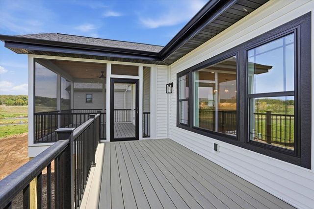 567 Morning Cove Circle, Verona, WI 53593
