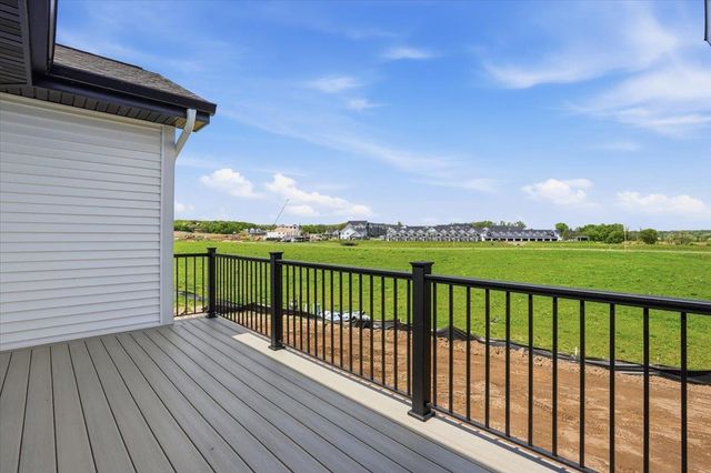 567 Morning Cove Circle, Verona, WI 53593