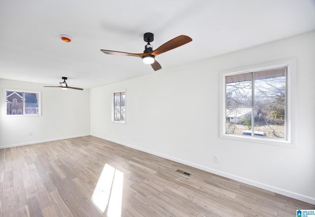 405 MILES DRIVE, Bessemer, AL 35023