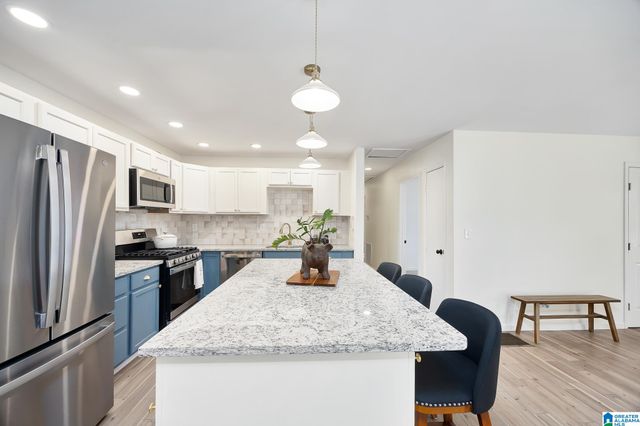 405 MILES DRIVE, Bessemer, AL 35023