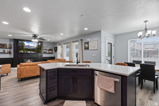 994 S 1950 W, Layton, UT 84041