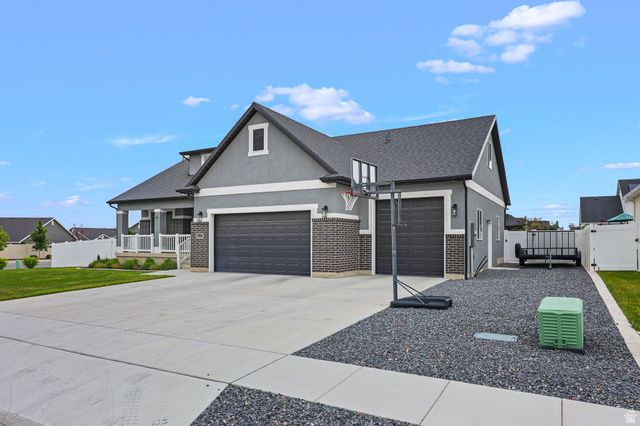 994 S 1950 W, Layton, UT 84041