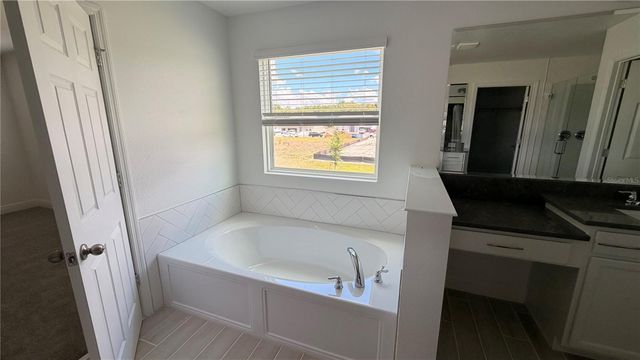 5061 NORTHERN DOVE AVENUE, Mount Dora, FL 32757