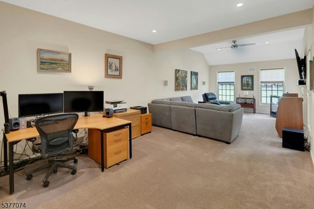 18 Cable Ct, Montville Twp., NJ 07045