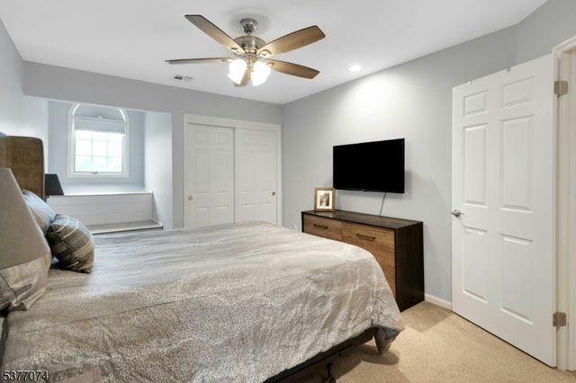 18 Cable Ct, Montville Twp., NJ 07045