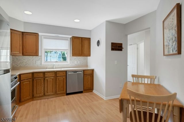 18 Cable Ct, Montville Twp., NJ 07045