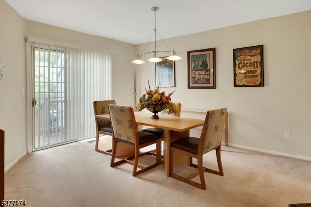 18 Cable Ct, Montville Twp., NJ 07045