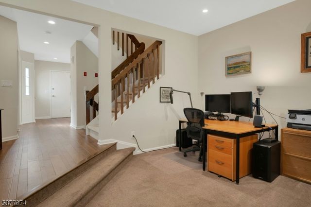 18 Cable Ct, Montville Twp., NJ 07045