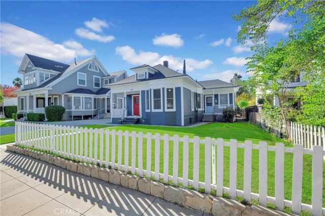 250 Sonora Street, Redlands, CA 92373