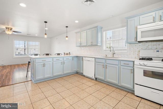 81 SHERIDAN ST, Waretown, NJ 08758