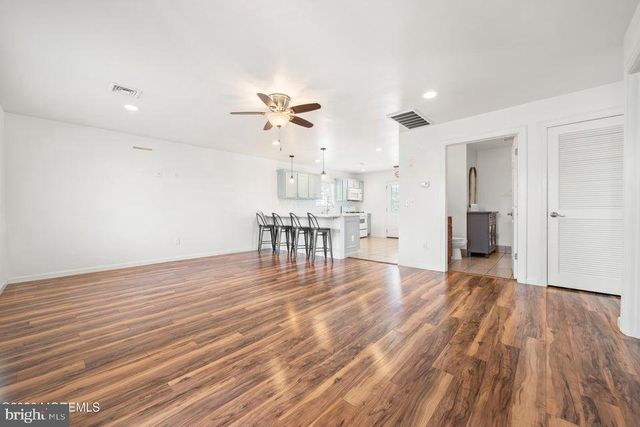 81 SHERIDAN ST, Waretown, NJ 08758