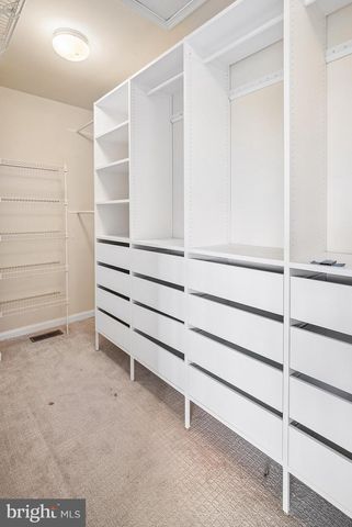 33 ARELL CT, Alexandria, VA 22304