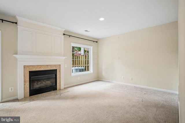 33 ARELL CT, Alexandria, VA 22304