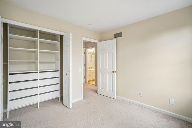 33 ARELL CT, Alexandria, VA 22304