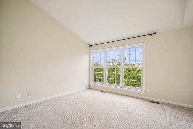 33 ARELL CT, Alexandria, VA 22304