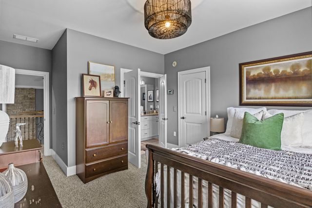 104 Deerfield Circle, Nicholasville, KY 40356