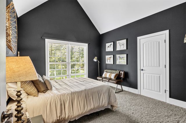 104 Deerfield Circle, Nicholasville, KY 40356