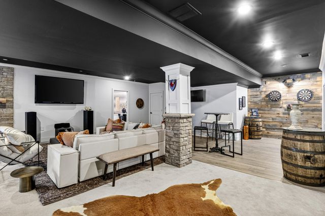 104 Deerfield Circle, Nicholasville, KY 40356
