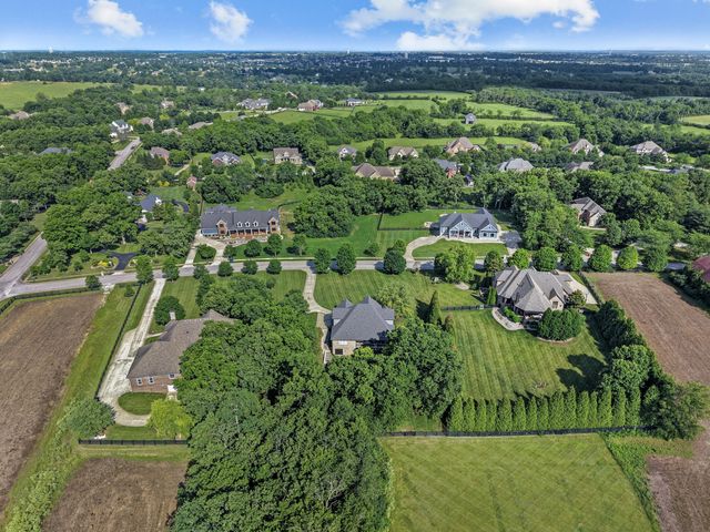 104 Deerfield Circle, Nicholasville, KY 40356