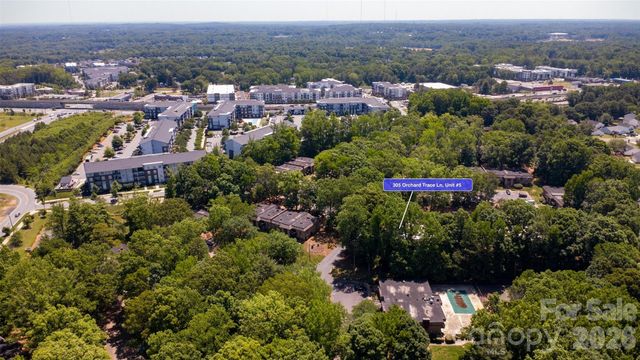 305 Orchard Trace Lane 5, Charlotte, NC 28213