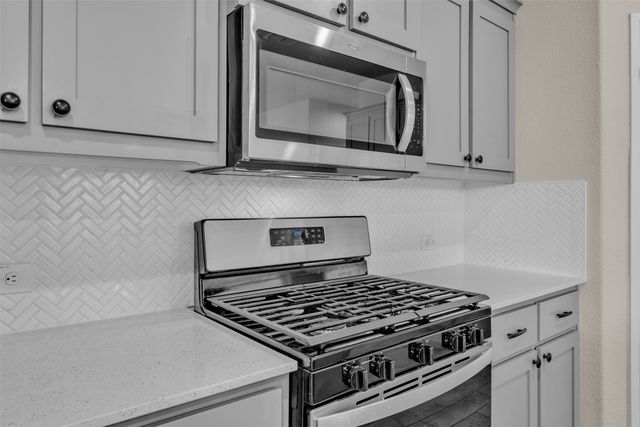 1016 Kirkham Way, Fort Worth, TX 76247