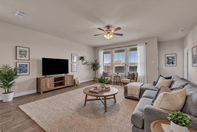 1016 Kirkham Way, Fort Worth, TX 76247