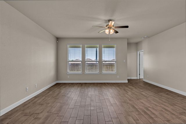1016 Kirkham Way, Fort Worth, TX 76247