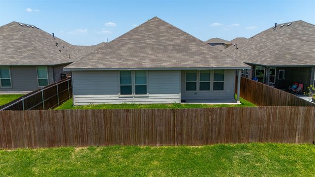 1016 Kirkham Way, Fort Worth, TX 76247