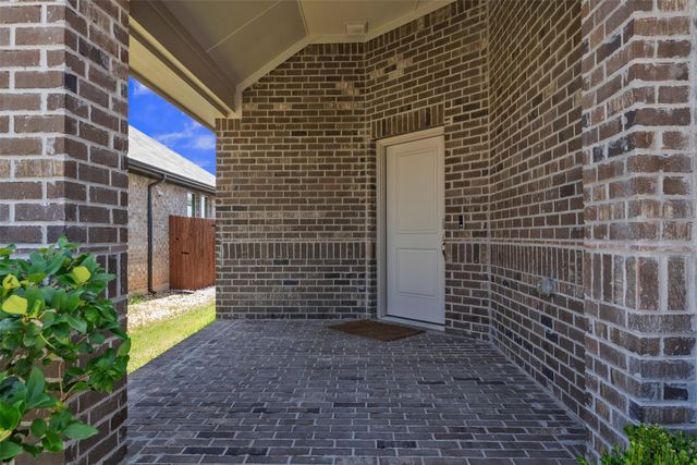 1016 Kirkham Way, Fort Worth, TX 76247