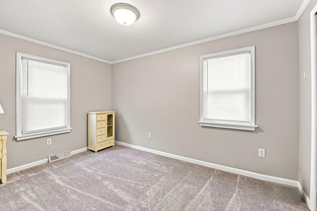 21484 Power Road, Farmington Hills, MI 48336