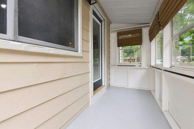 21484 Power Road, Farmington Hills, MI 48336