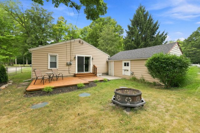 21484 Power Road, Farmington Hills, MI 48336