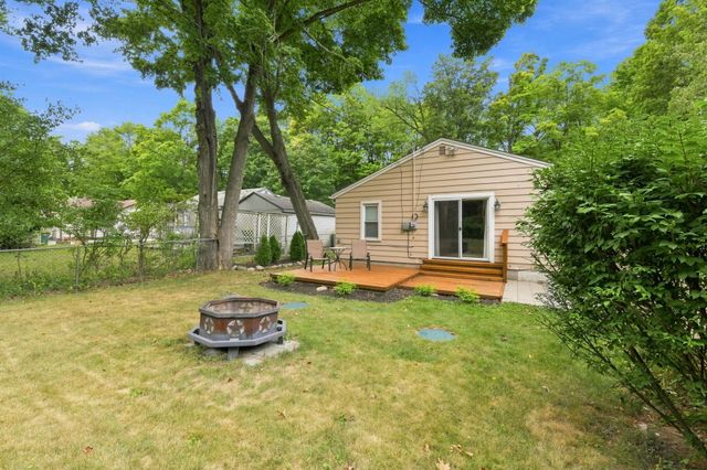 21484 Power Road, Farmington Hills, MI 48336