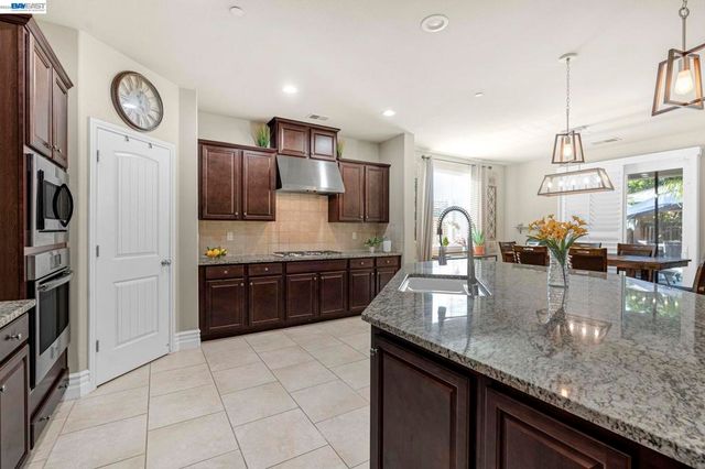3101 Finchwood Ave, Fresno, CA 93619