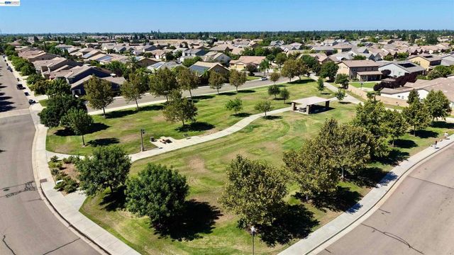 3101 Finchwood Ave, Fresno, CA 93619