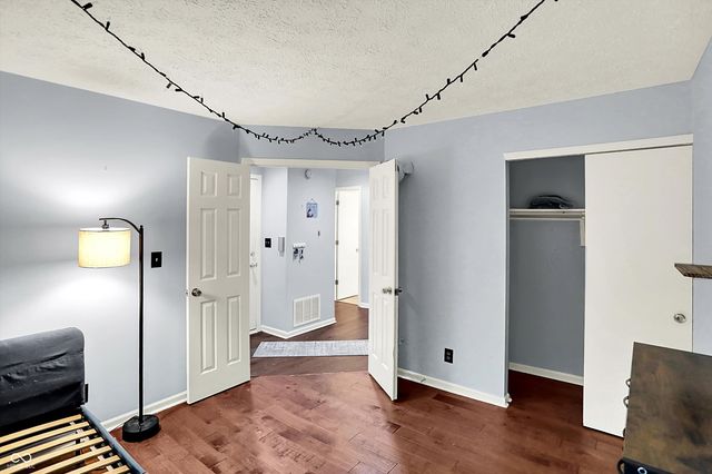 7747 Harbour Isle 8, Indianapolis, IN 46240