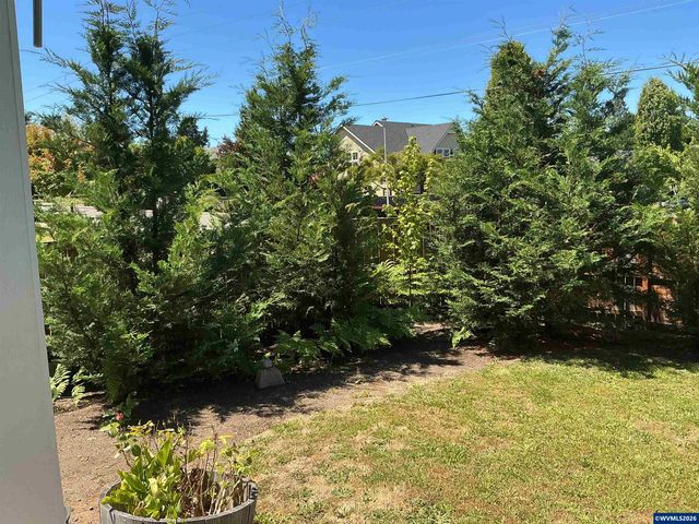 1525 N River Alder St, Canby, OR 97013