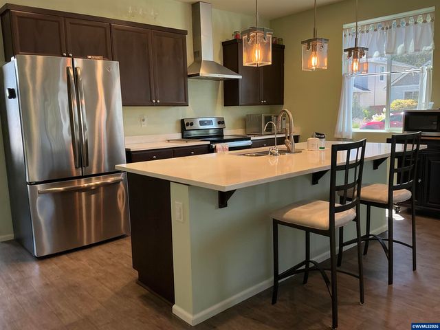 1525 N River Alder St, Canby, OR 97013