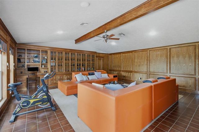 4805 W Quail Hollow, Lake Charles, LA 70605