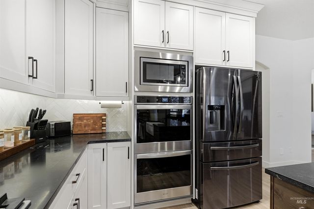 229 W Moray St, Middleton, ID 83644