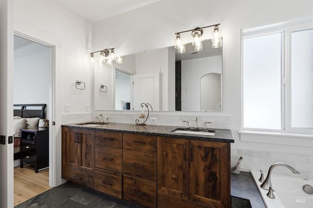 229 W Moray St, Middleton, ID 83644